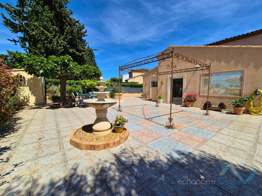 Maison à HYERES