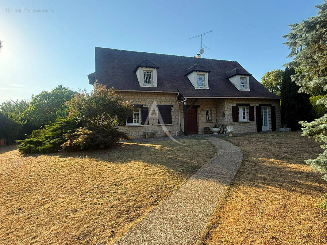 Maison à GERMIGNY-L'EVEQUE