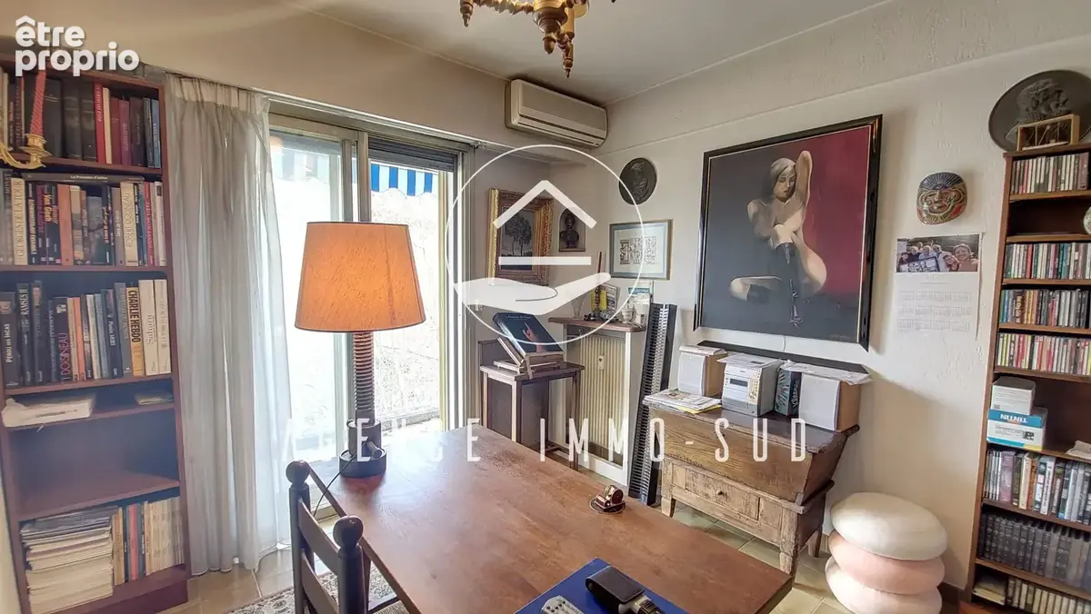 A VENDRE - Appartement 3 pièces   Dernier étage avec ascenseur   Centre-ville de Cagnes-sur-Mer - photo 11