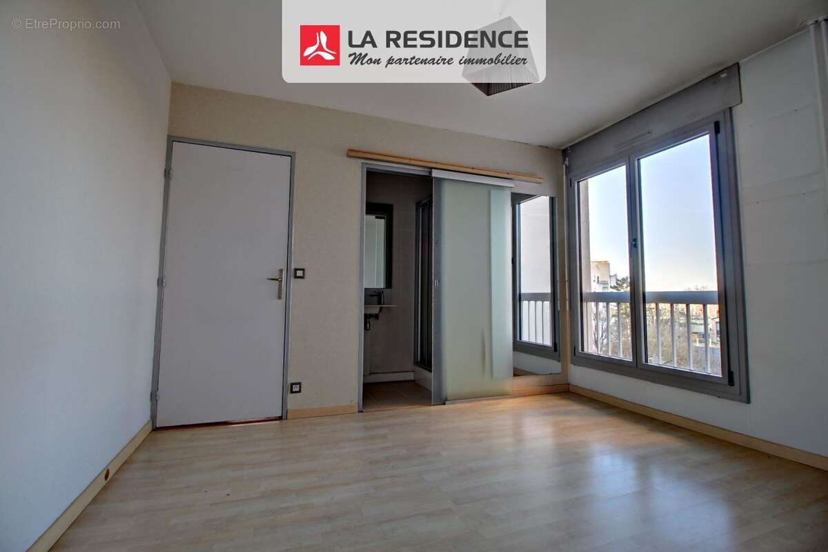 Appartement 79 m² à Cergy  - photo 8