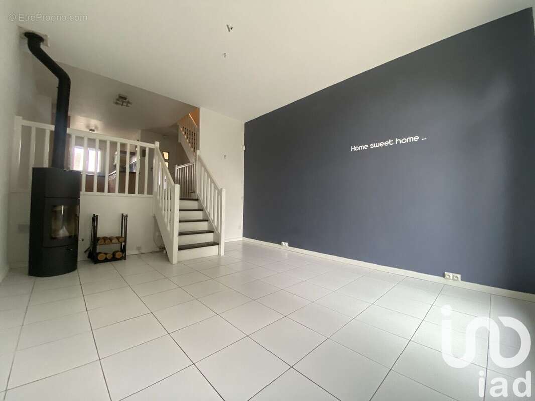 Photo 4 - Maison à LINAS