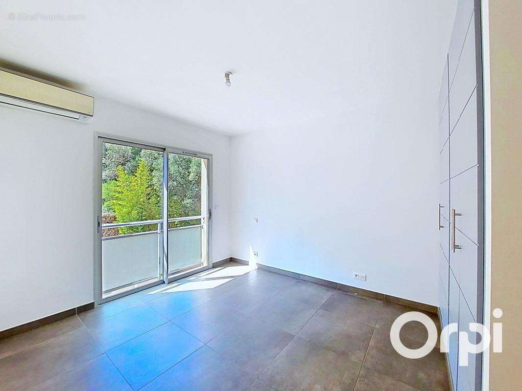 Appartement à PORTO-VECCHIO