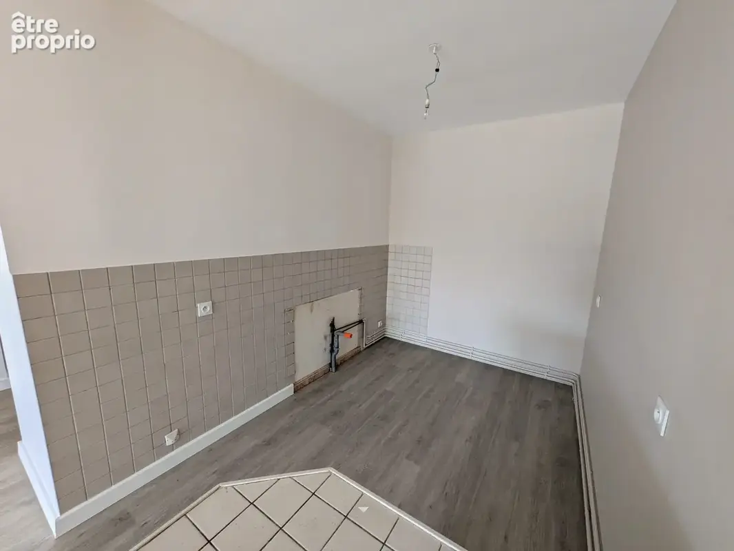Appartement 3 pièces 94 m² à vendre à Saint-Quentin (02100) - photo 7