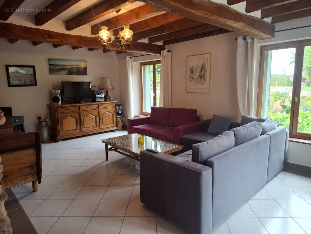 Maison à MONTMIRAIL