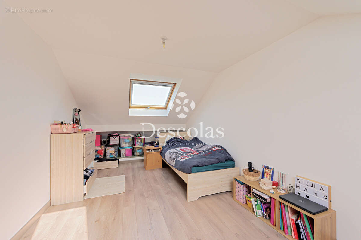 Saint-germain-en-laye - maison 5 chambres - photo 18