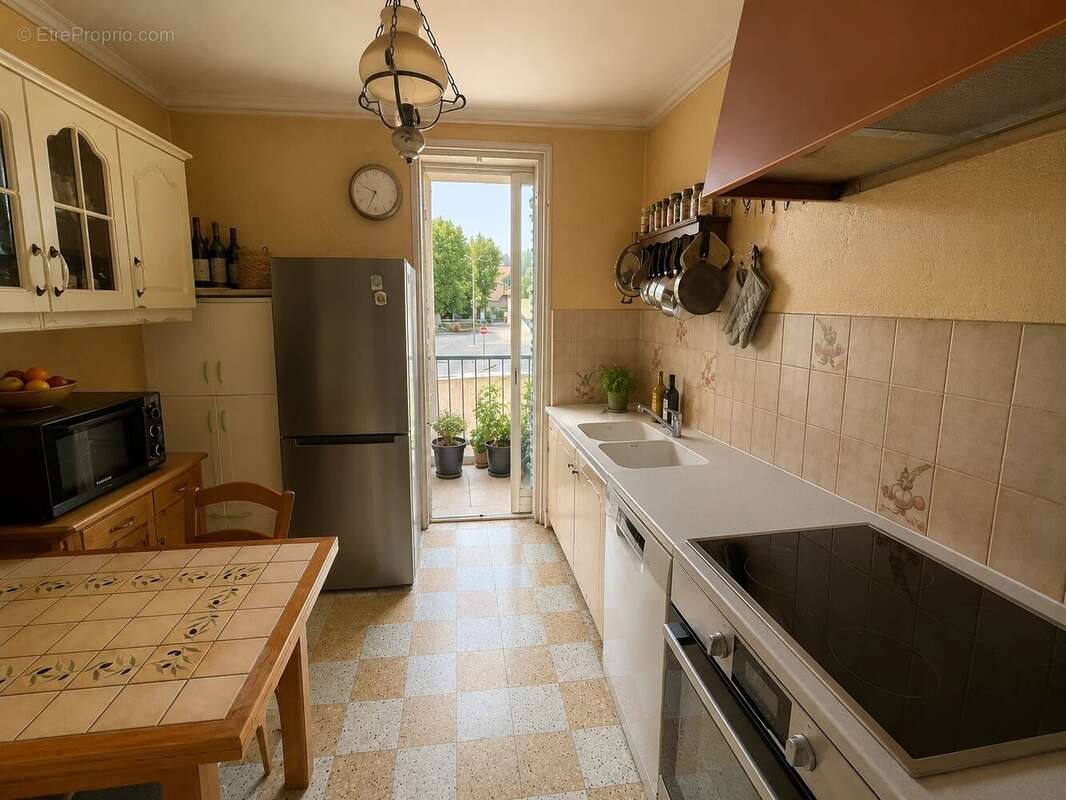 Appartement 68 m² à Cavaillon  - photo 4