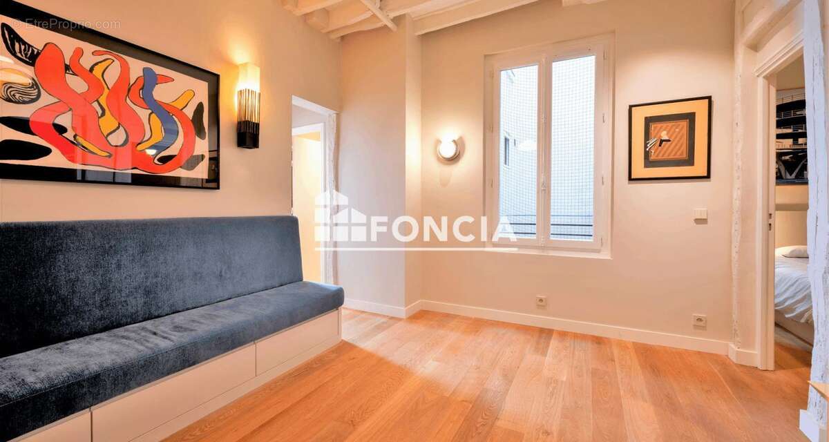 Paris iv –  archives/rambuteau – 3p refait a neuf en etage avec ascenseur - photo 5