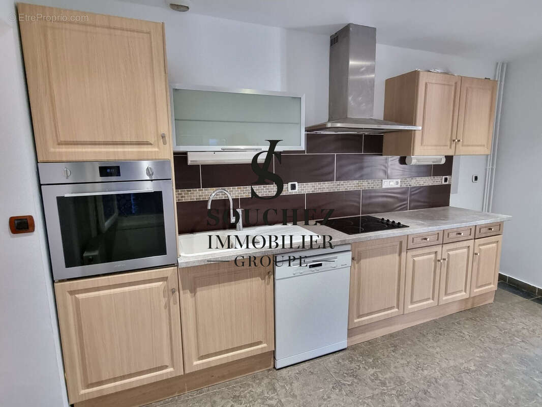 Maison à MONT-SAINT-ELOI