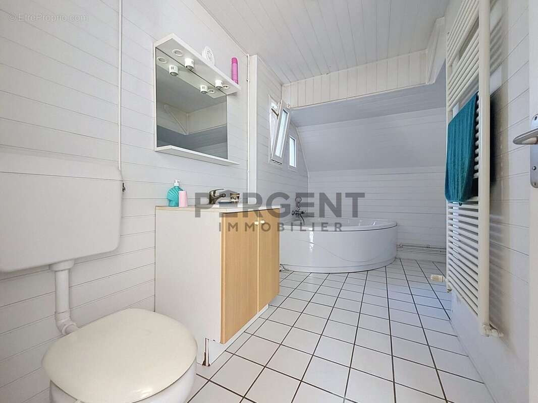 Appartement 77 m² à Charleville-Mezieres  - photo 5