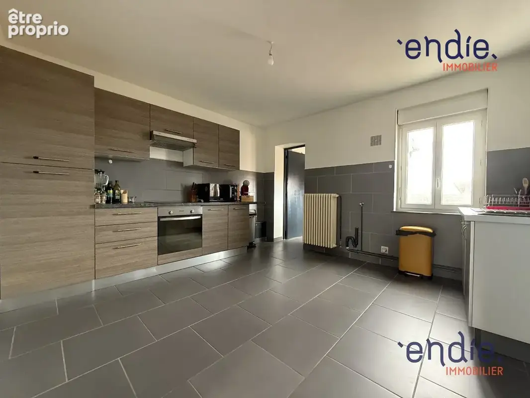 Appartement 207 m² à vendre à Moulins (03000) - photo 8
