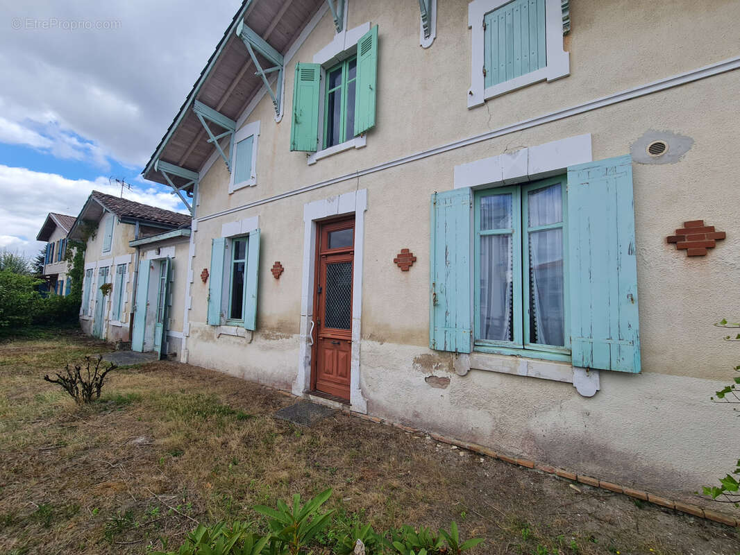 Maison à BELIN-BELIET