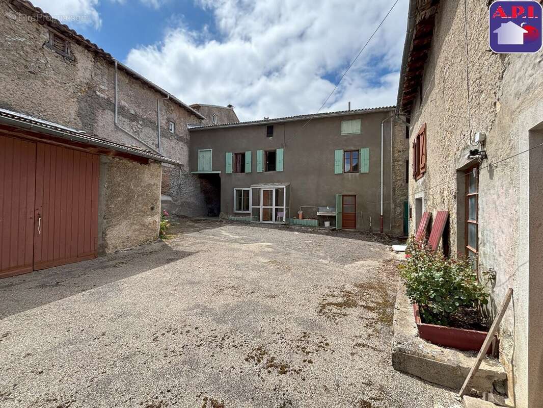 Maison à ESPEZEL