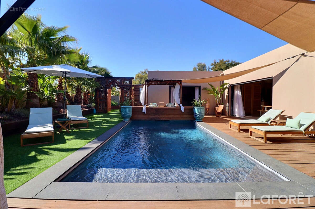 Maison Frejus 5 pièce(s) 162 m2 - photo 3