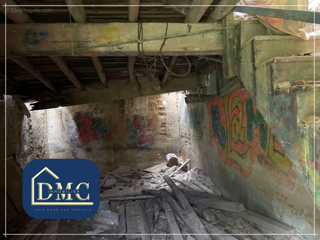 Maison à SAINT-LEON