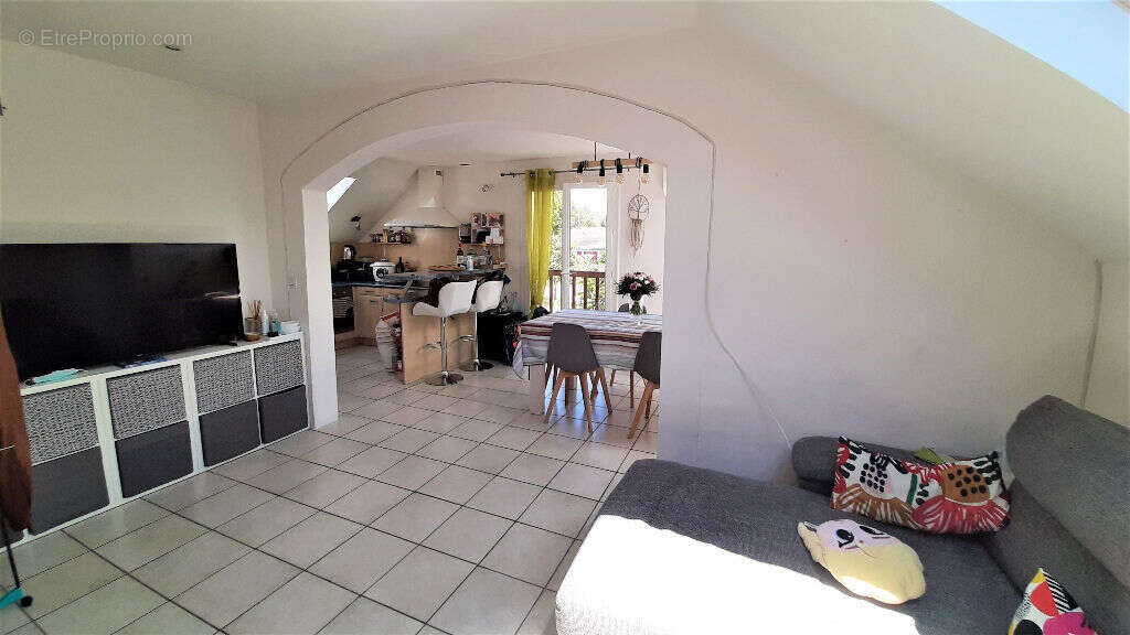 Appartement Lons T4/T5 pièce(s) avec Jardin et Garage - photo 5