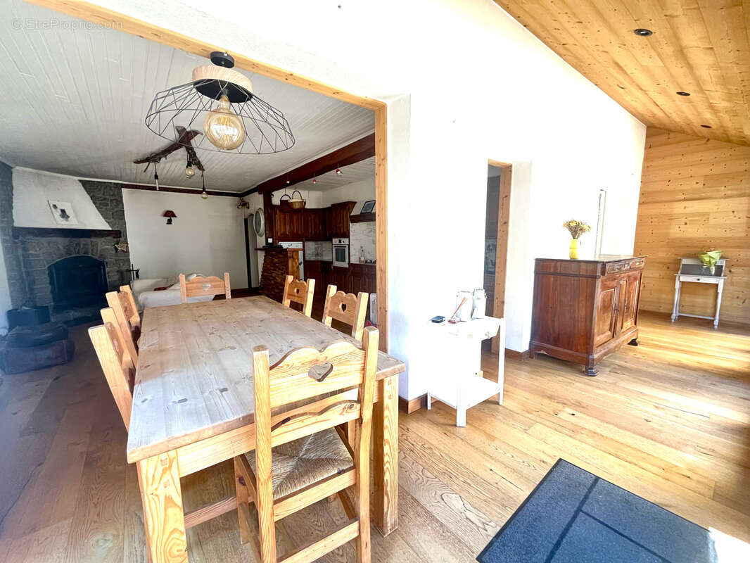 Maison à FONTRABIOUSE