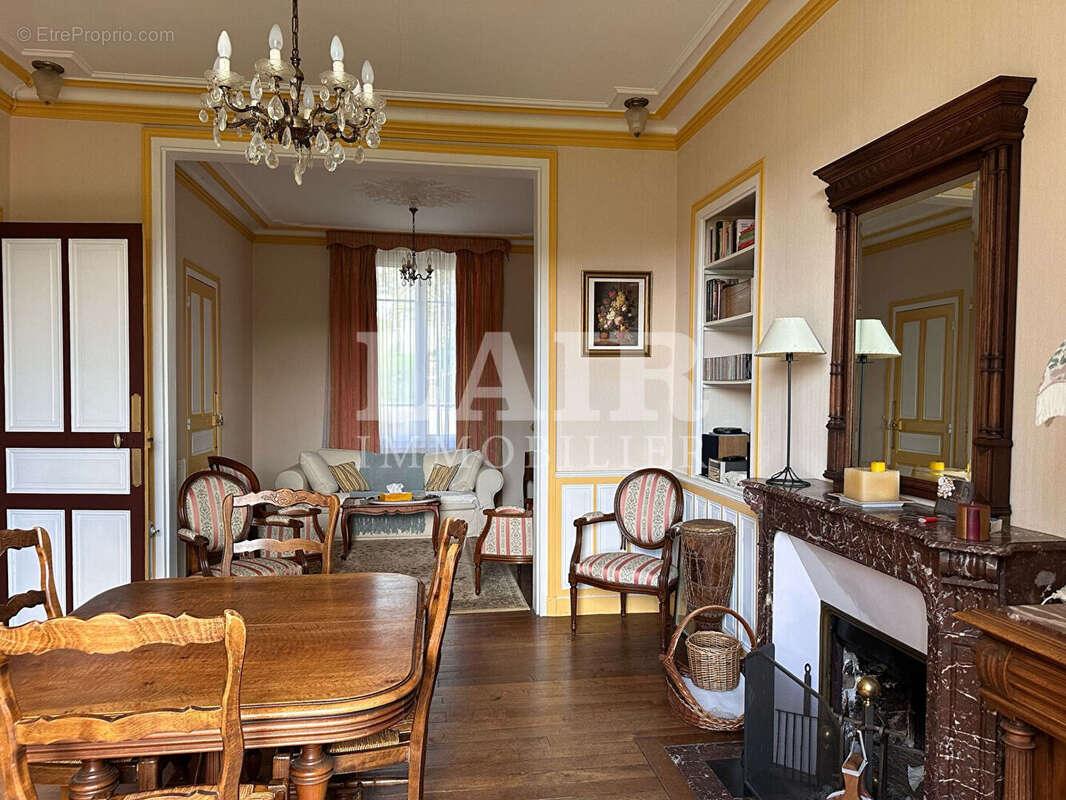 Maison à LA FERTE-BERNARD