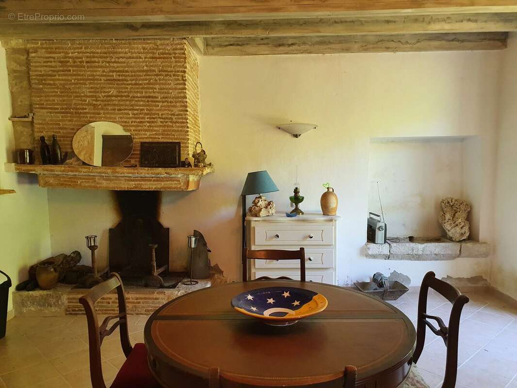 Maison à LOUBES-BERNAC