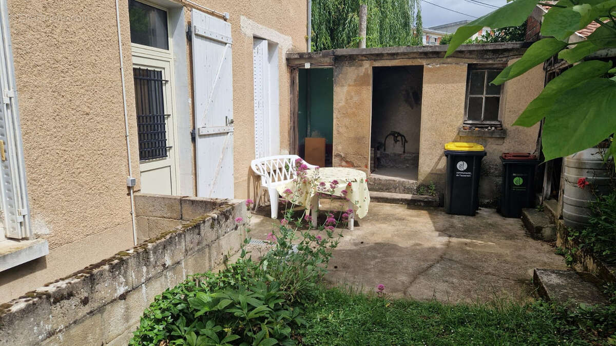 Maison à AUXERRE