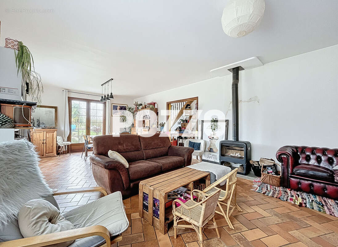 Maison à SAINT-PLANCHERS