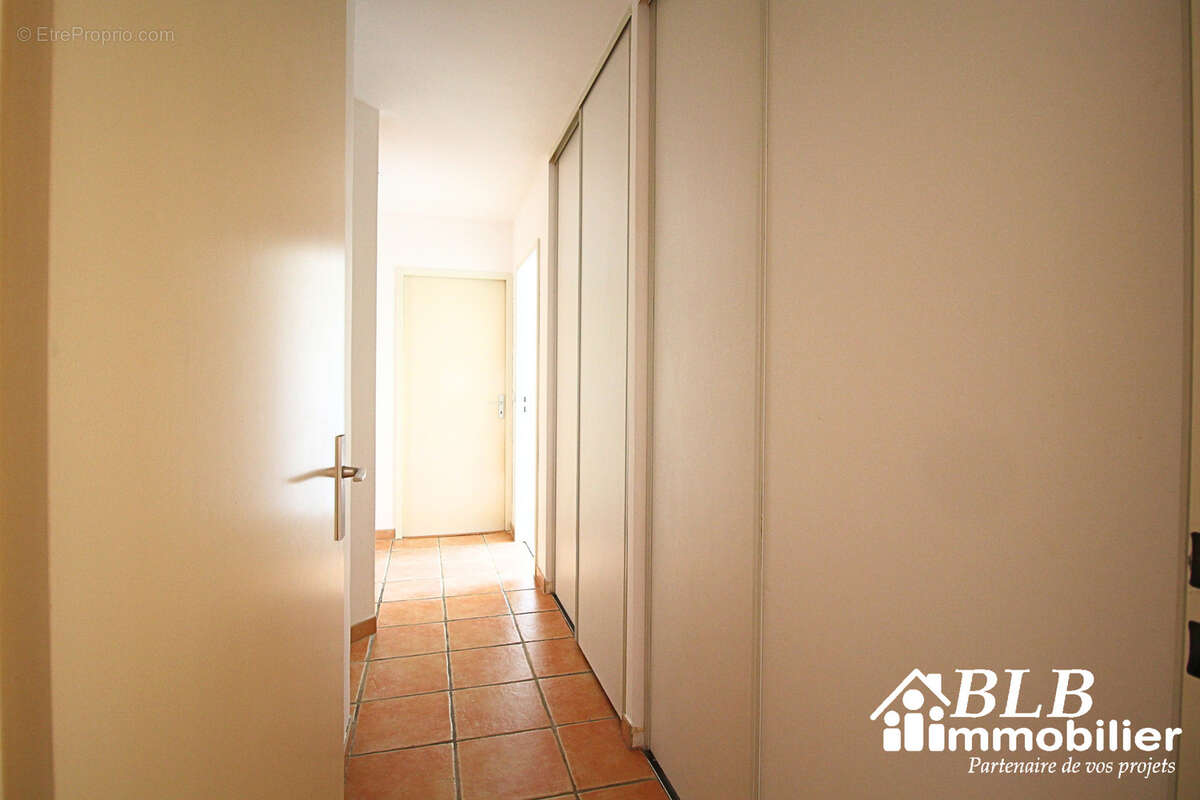 Appartement à ELANCOURT