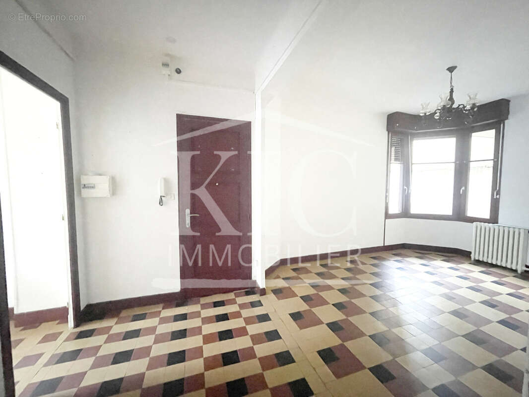 Appartement à CARCASSONNE