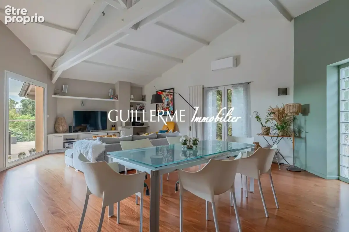 Maison Familiale avec Piscine - Fleurieux-sur-l'Arbresle - photo 8