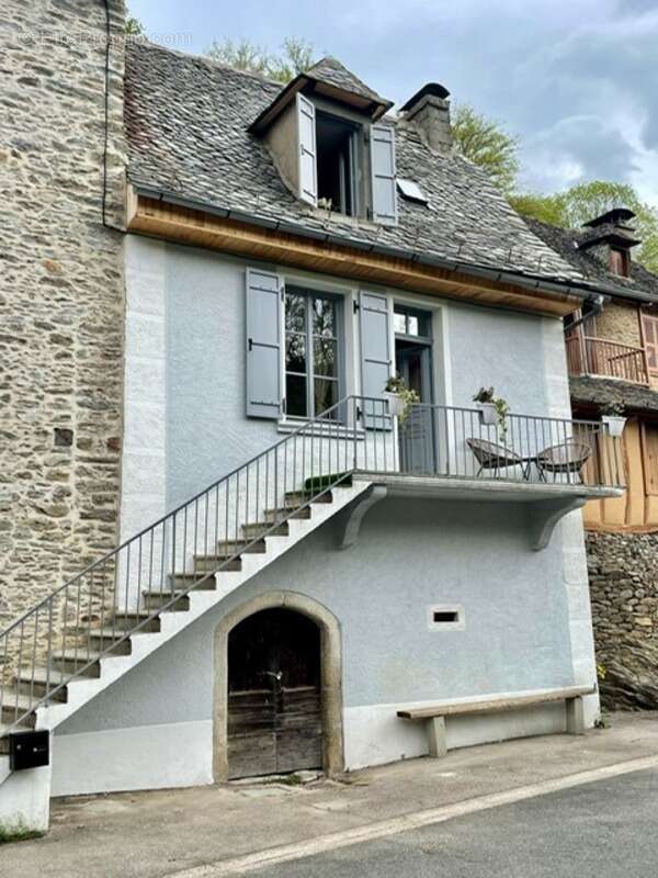 Maison à VIEILLEVIE