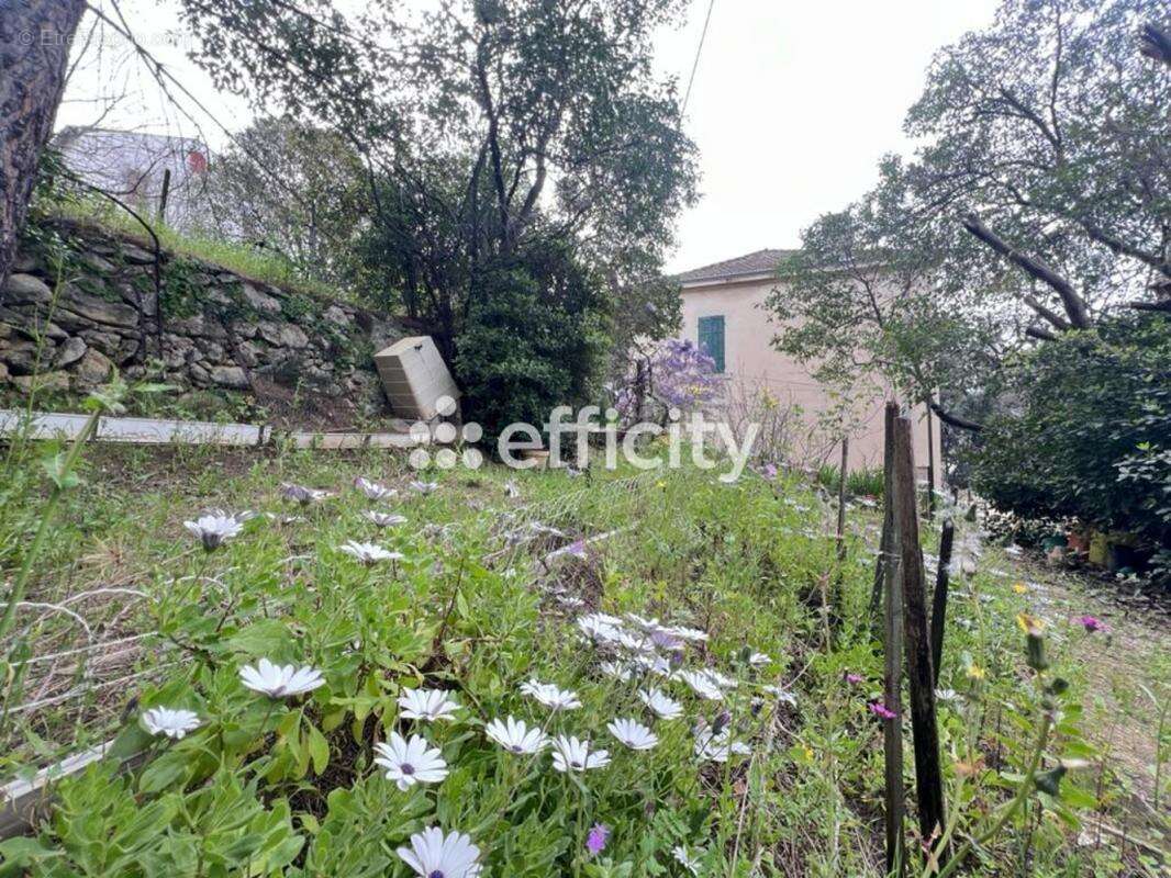 Maison à MARSEILLE-11E