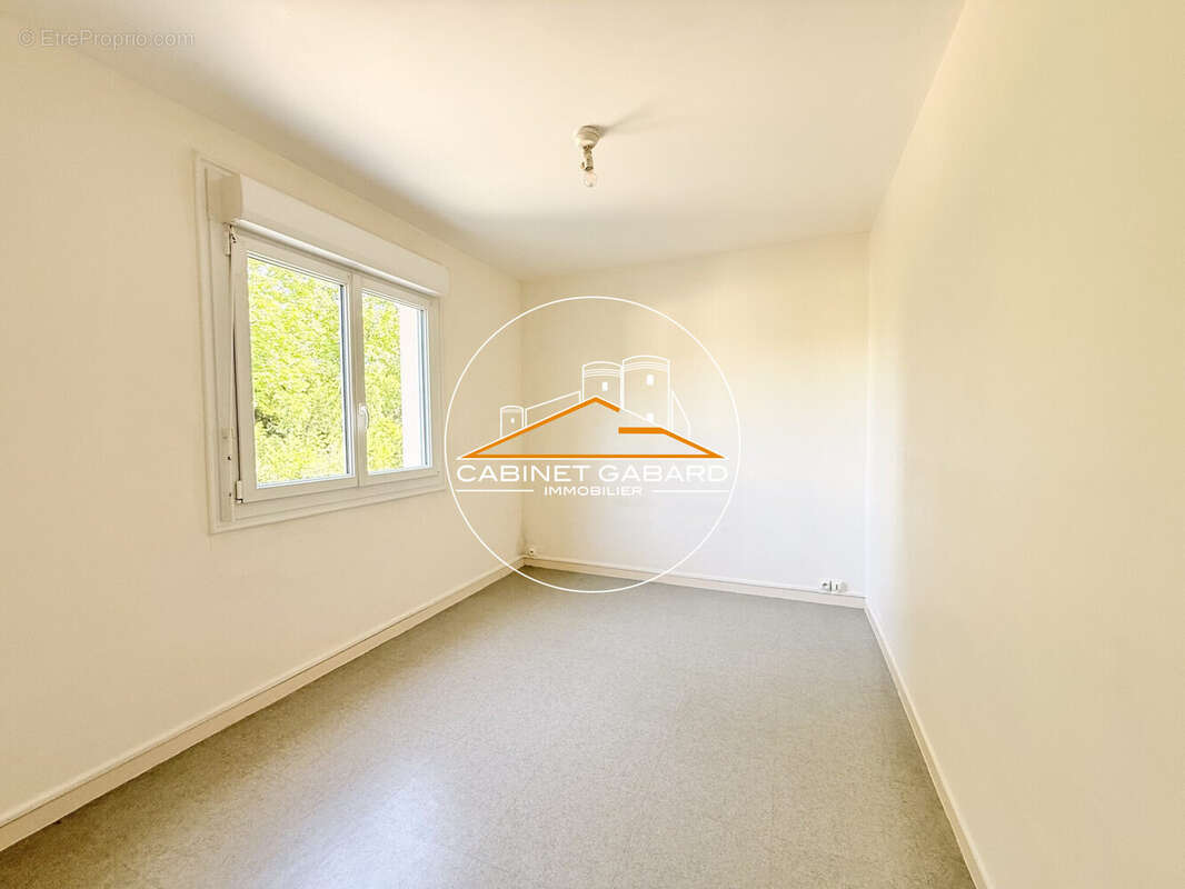 Appartement 55 m² à Angers  - photo 2