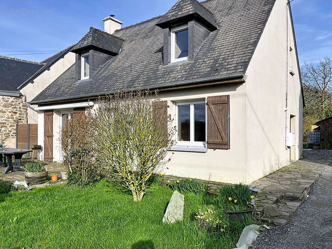 Maison à HIREL