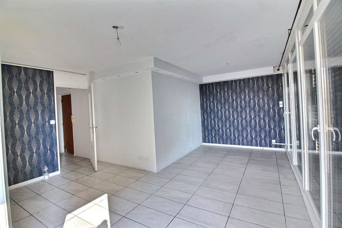Appartement à MARSEILLE-15E