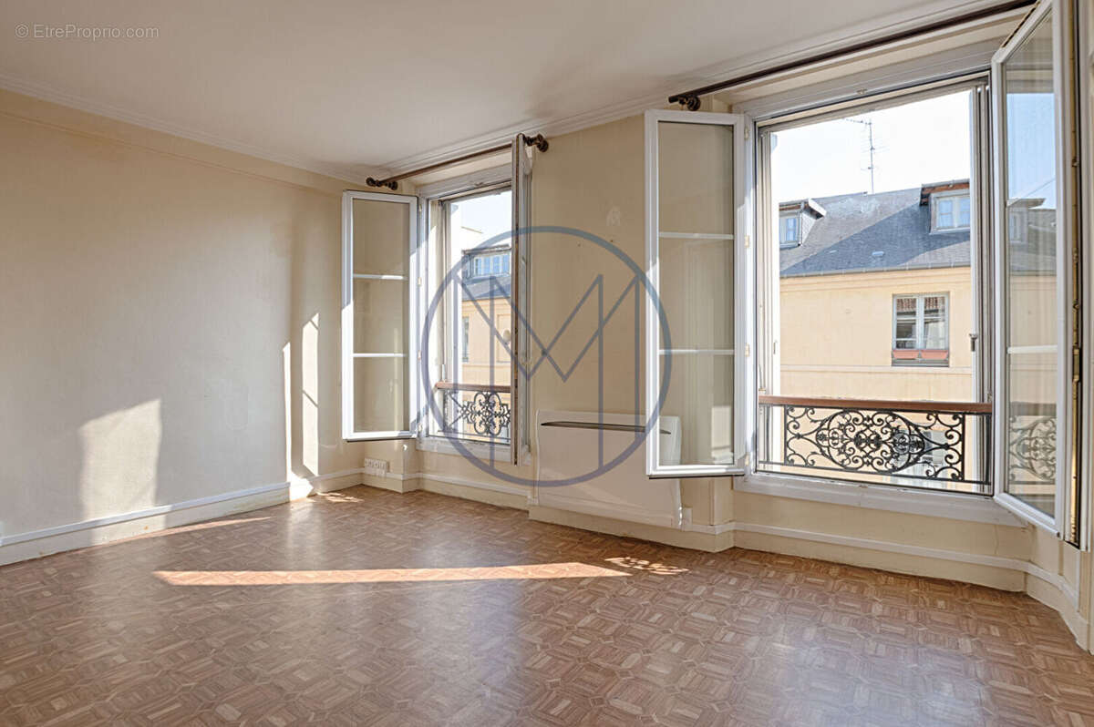 Appartement à VERSAILLES