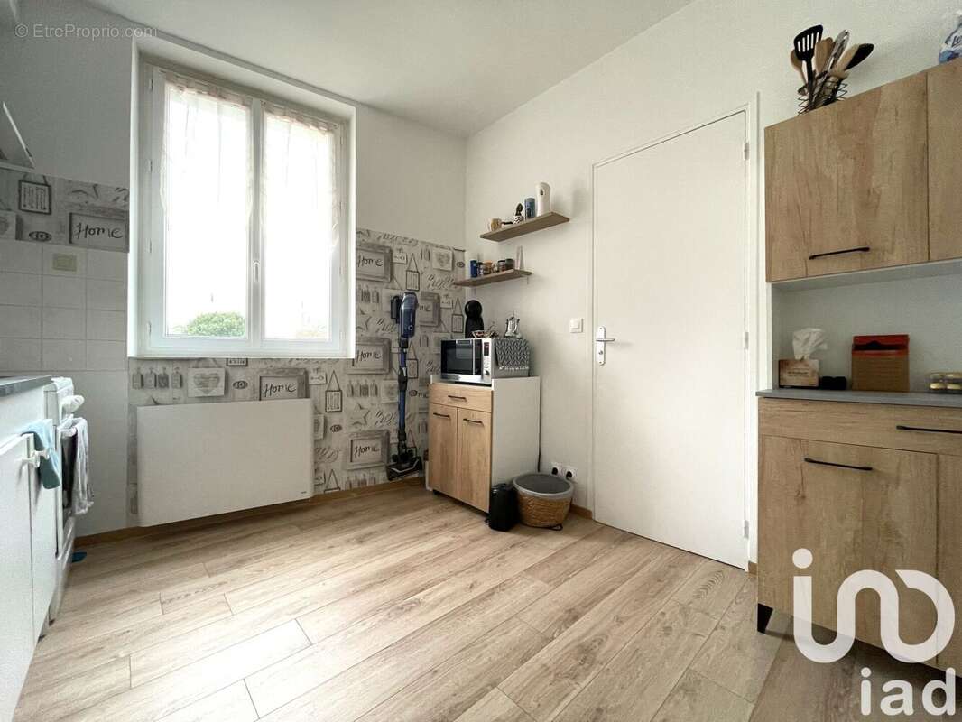 Photo 5 - Appartement à MEZIERES-EN-DROUAIS