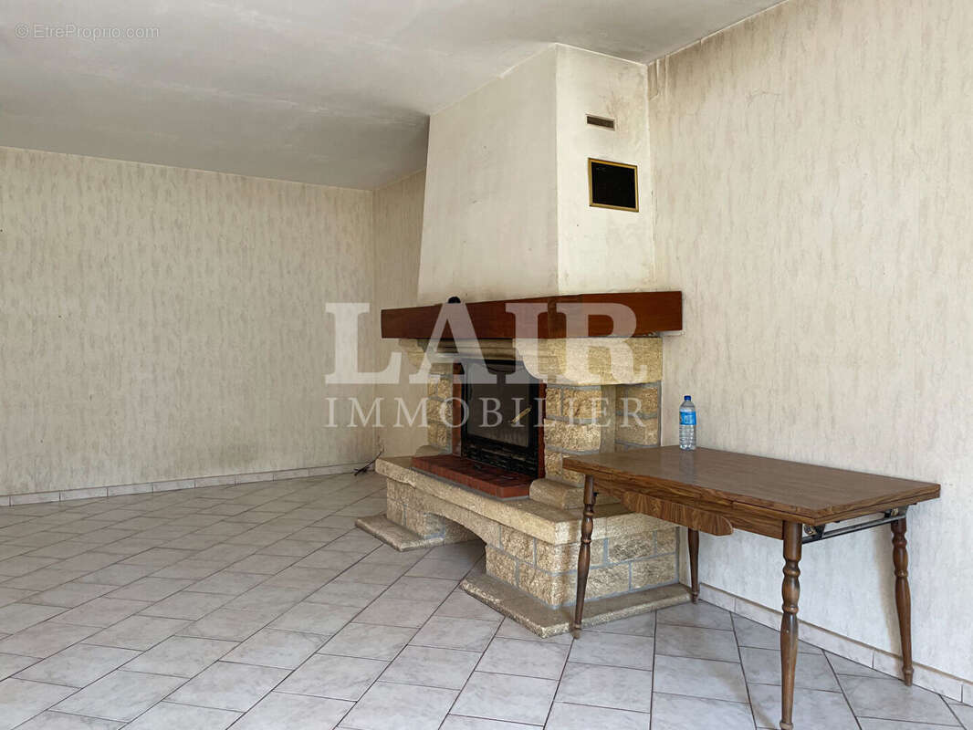 Maison à vendre au pied de la forêt de Perseigne, réf B13992 - photo 3