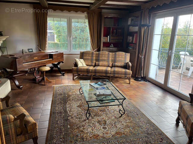 Maison à CONTREXEVILLE