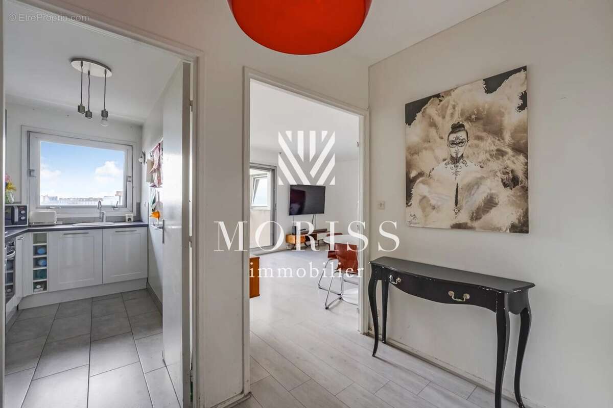Appartement à PARIS-14E