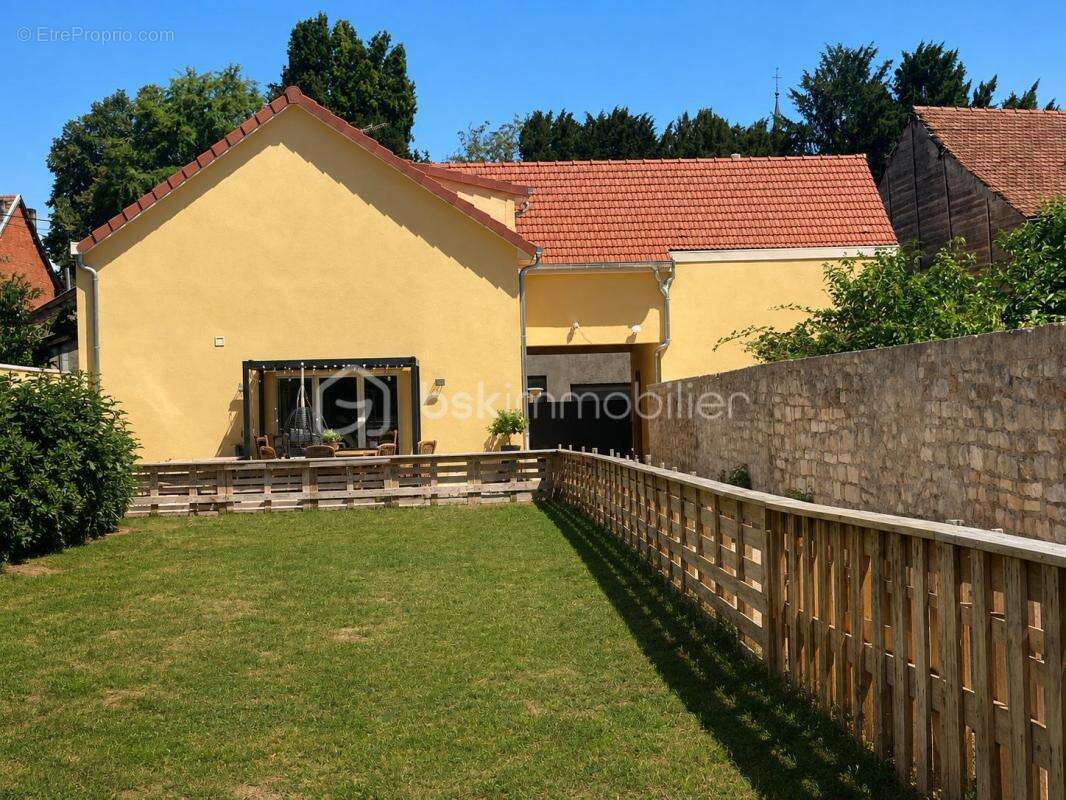 Maison neuve de 170 m² avec terrain de 1500 m2 et local - photo 17