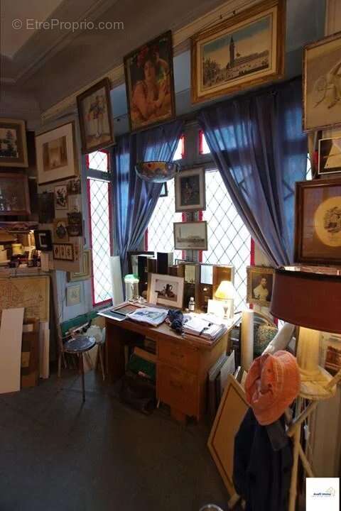 Commerce à SAINT-CLOUD