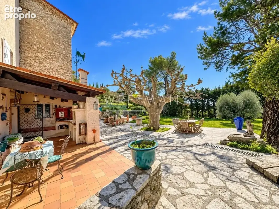 Fayence – authentique bastide provençale avec piscine - photo 8