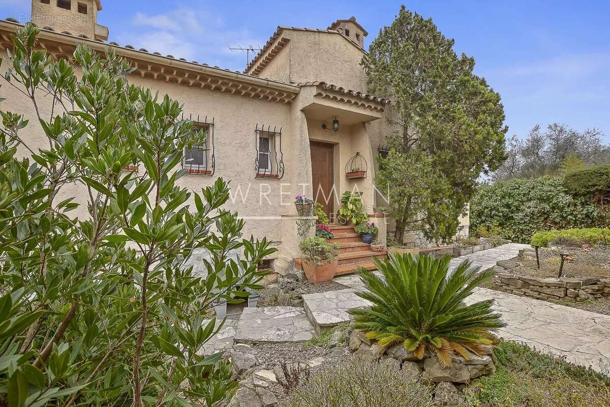 Villa au calme dans un domaine fermé à pied de commerces - Mougins - photo 24