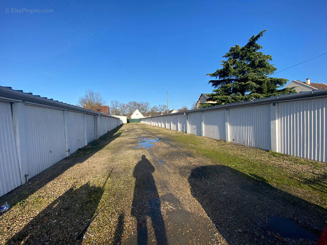 Parking à SAINT-AUBIN-LES-ELBEUF