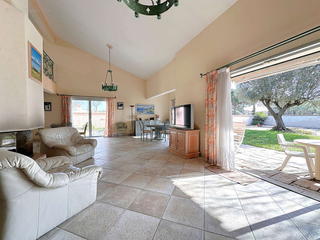 Maison à SAINT-CYPRIEN