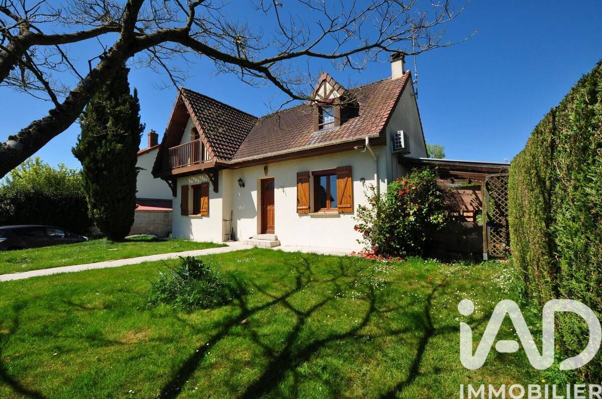 Photo 1 - Maison à LA FERTE-GAUCHER