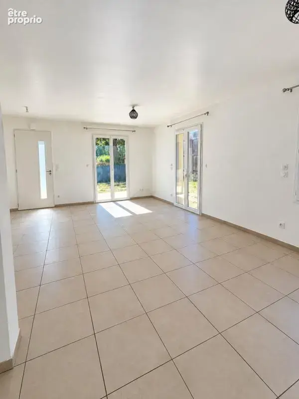 Maison à vendre 4 pièces FARGUES SAINT HILAIRE (33) - photo 4