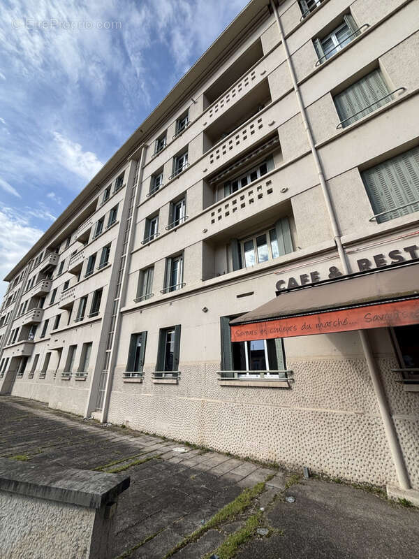 Appartement à LYON-9E