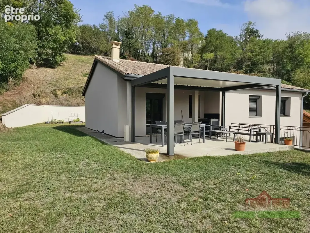EYZIN-PINET, Villa T5 de 143m² sur sous-sol complet de 89m² avec terrain de 1850m² - photo 2