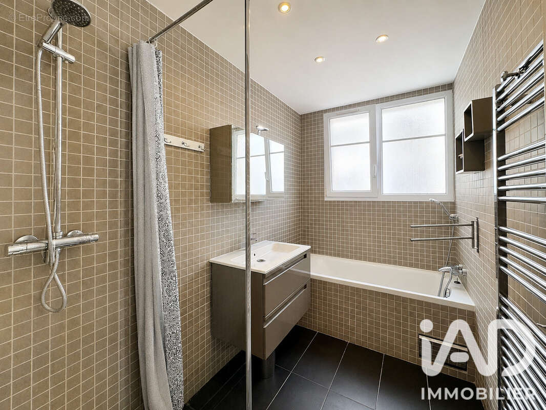 Appartement 108 m² à Issy-Les-Moulineaux  - photo 8