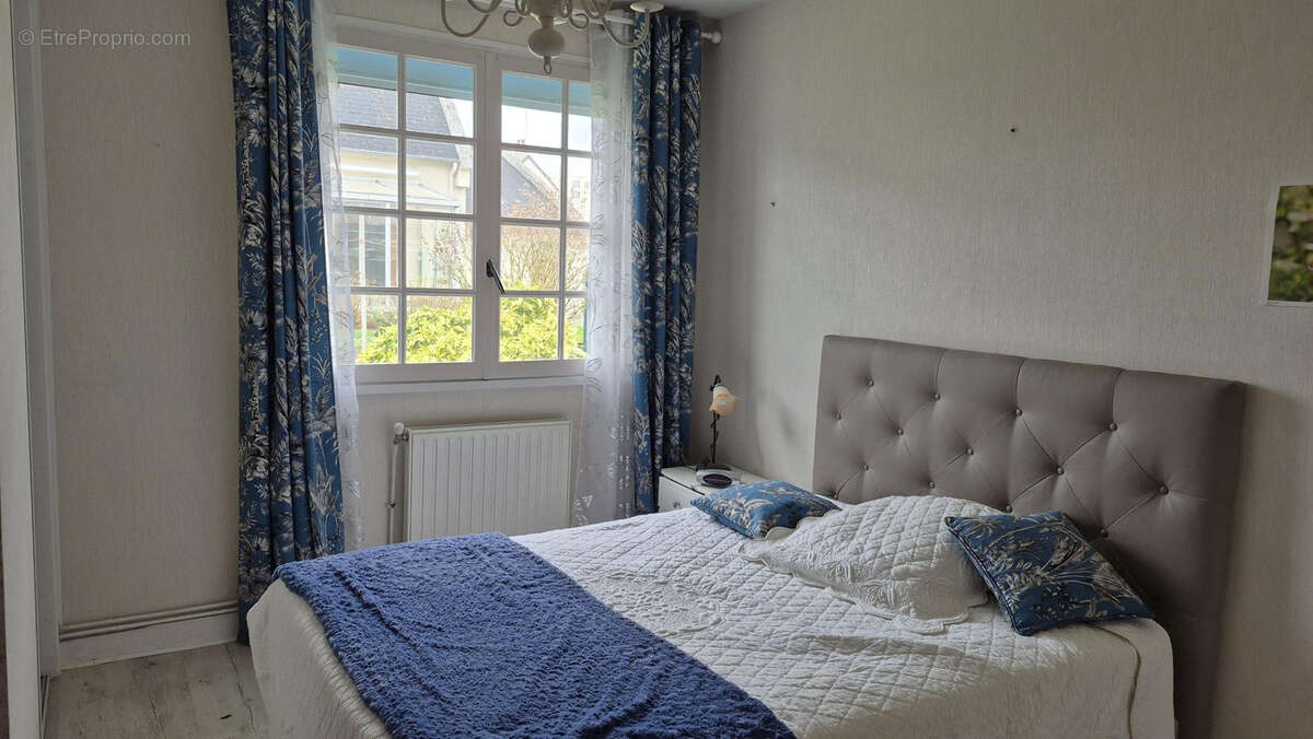 Maison à SABLE-SUR-SARTHE