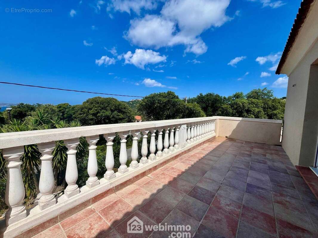 Appartement à LUMIO